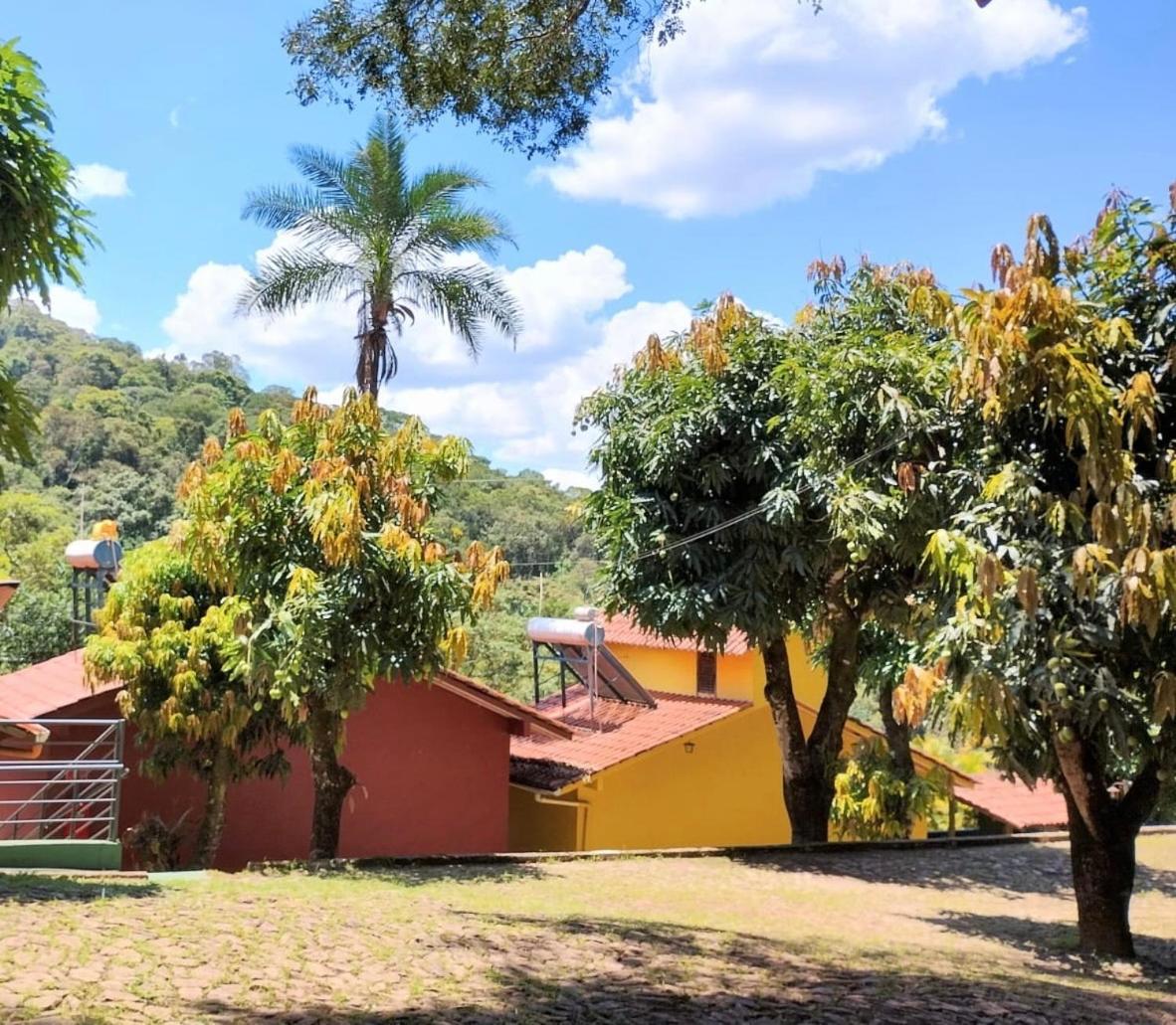 Pousada Recanto Do Chale Ltda Macacos  Eksteriør billede